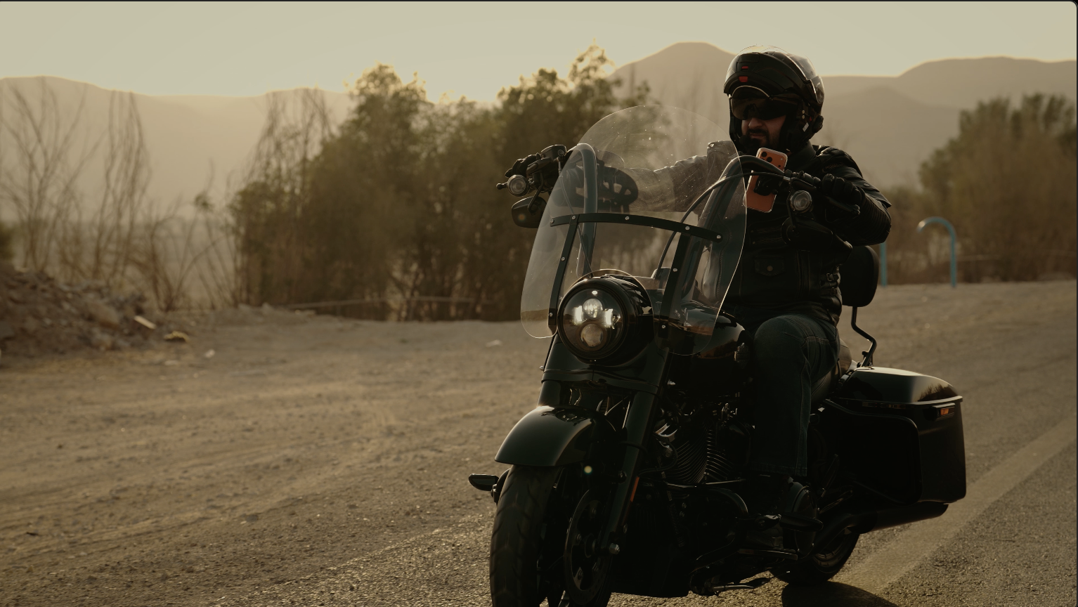 Free guy movie poster